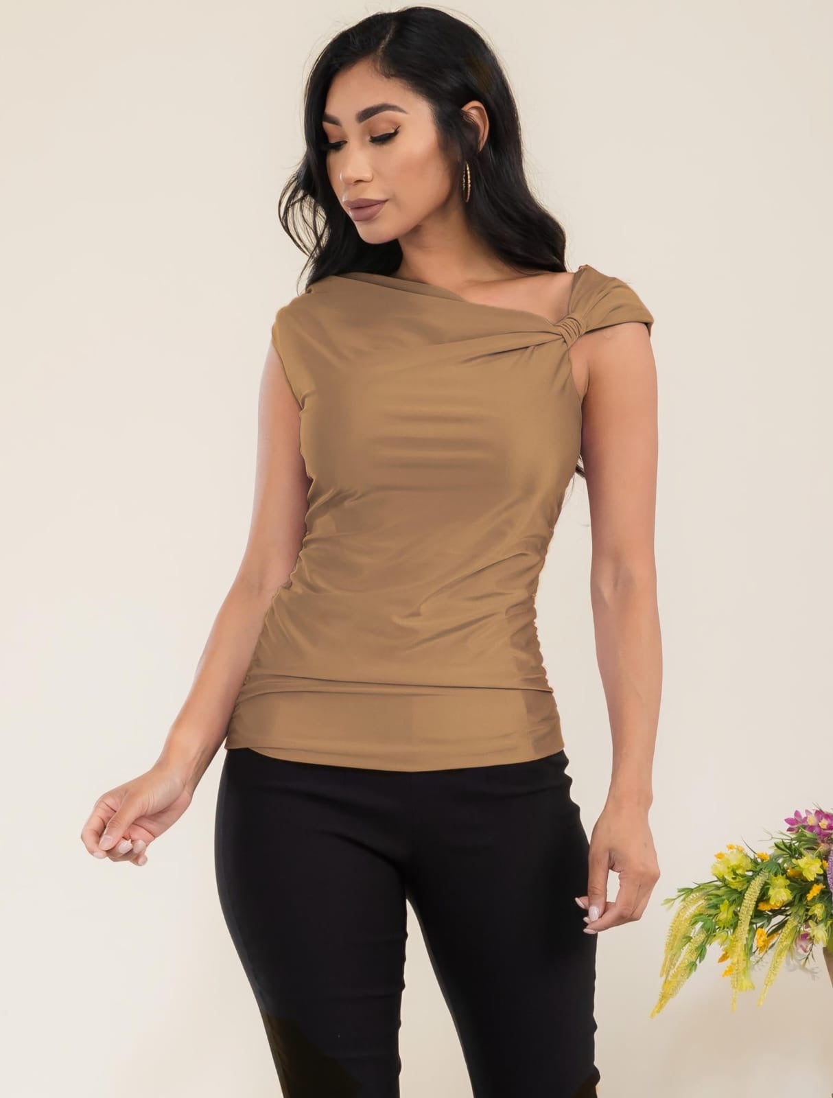 Divamo - ASYMMETRICAL BLOUSE