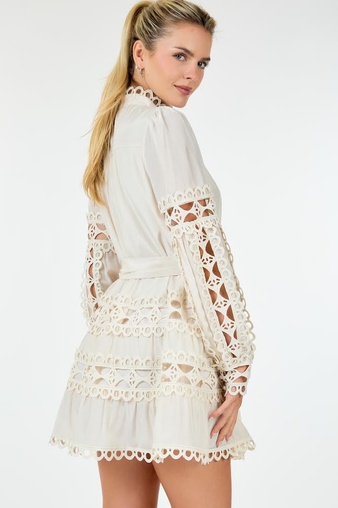 Divamo - Lace Mock Neck Short Dress -BG