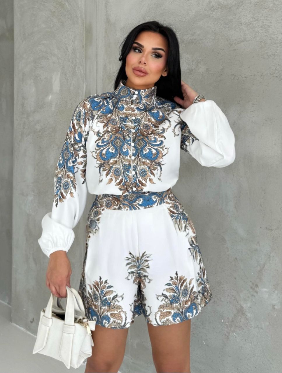 Baroque Print Two-Piece Set (Blouse & Shorts)