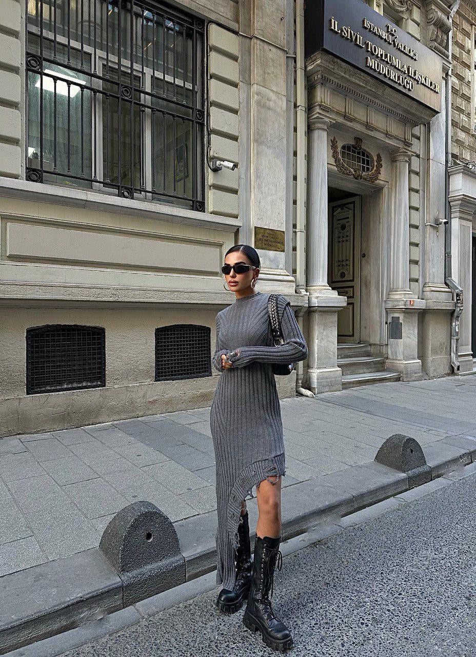 Divamo - Deep Dress Gray knit piece with a modern and edgy design