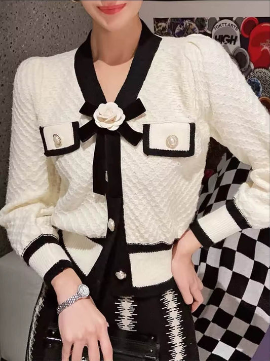 Elegant Knit Cardigan with Pearl Buttons & Bow Detail